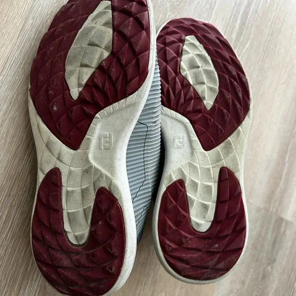 Footjoy Golf Shoes - Picture 7 of 9